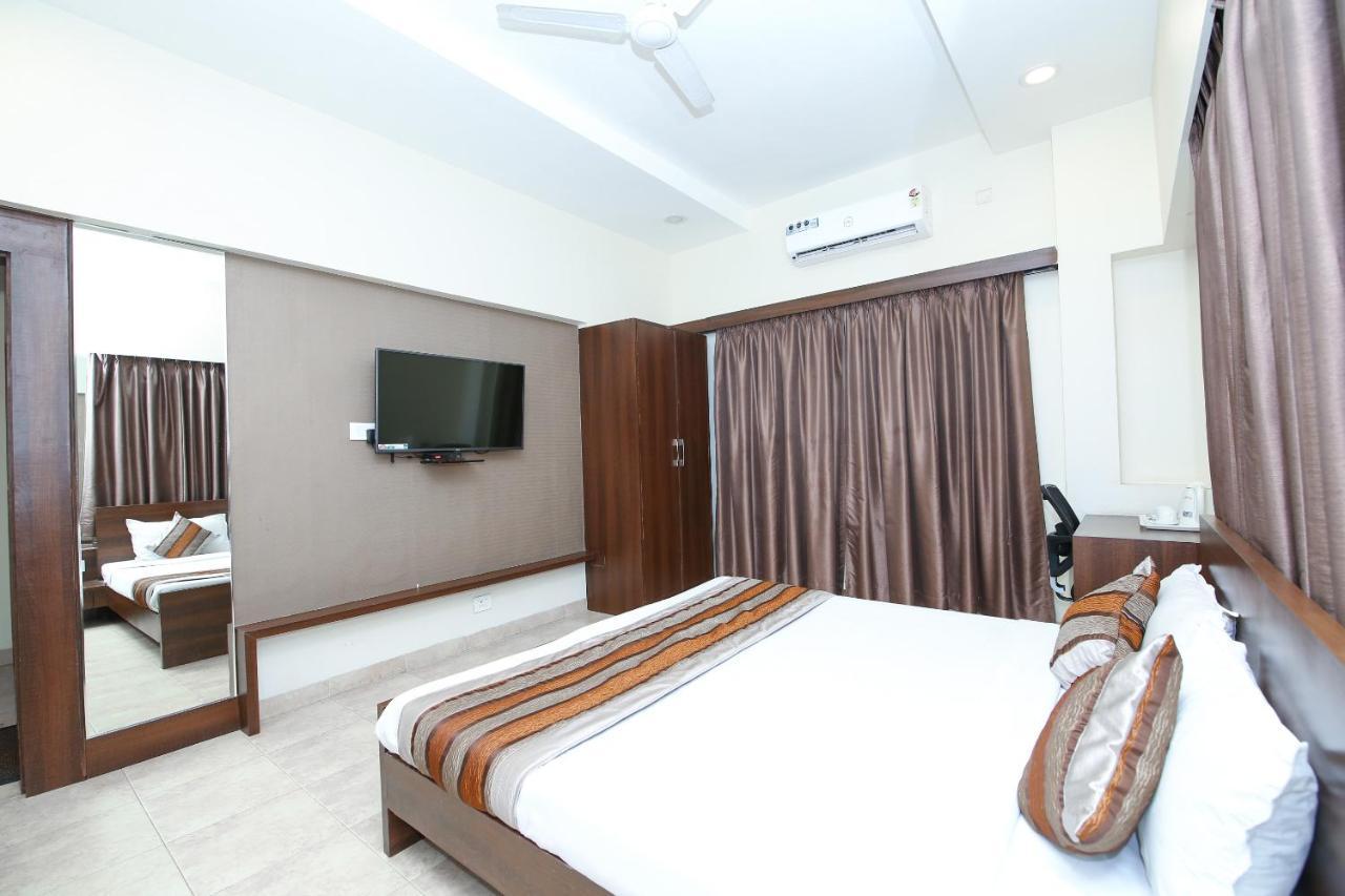 Jabali Palace Hotel Jabalpur Esterno foto