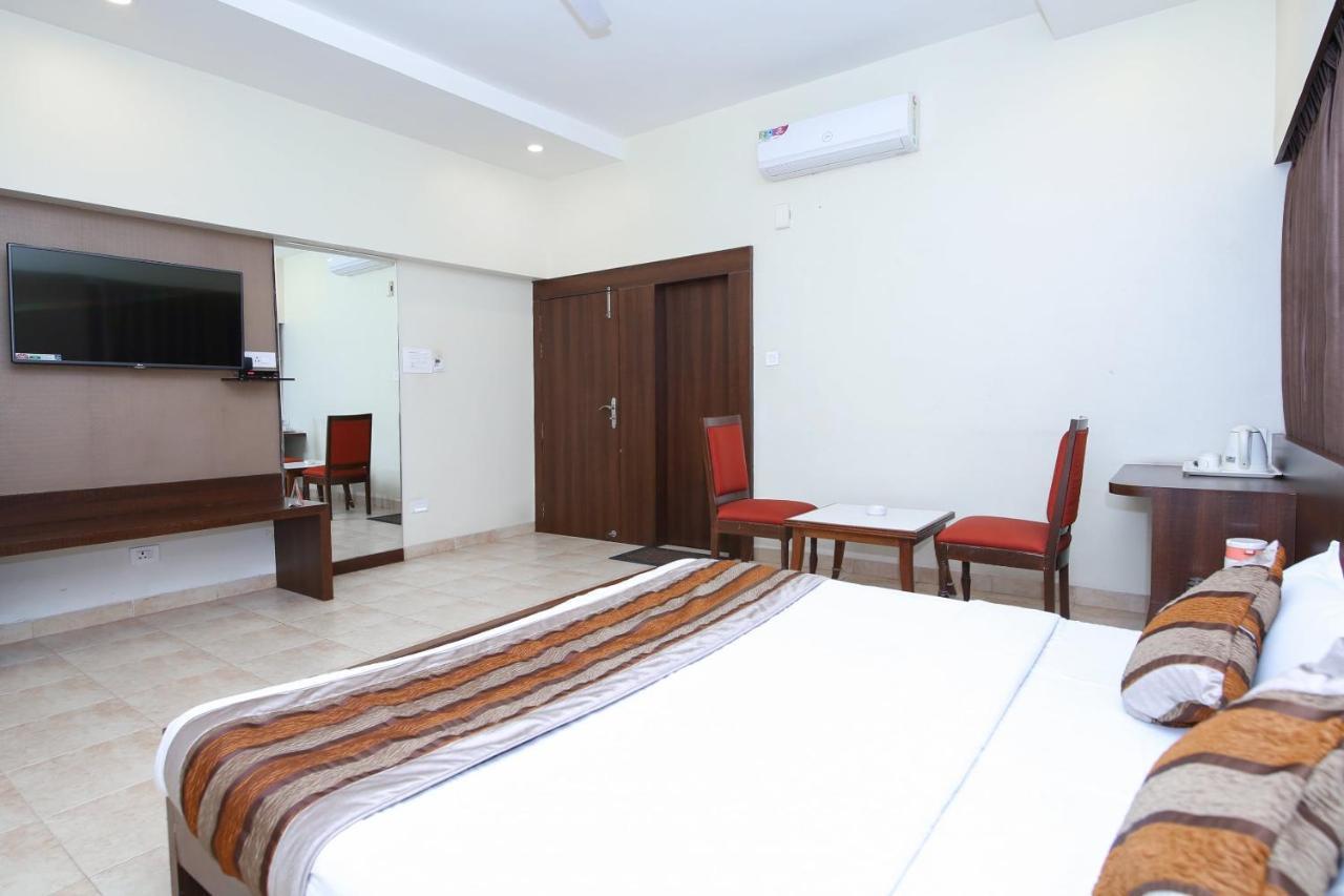 Jabali Palace Hotel Jabalpur Esterno foto