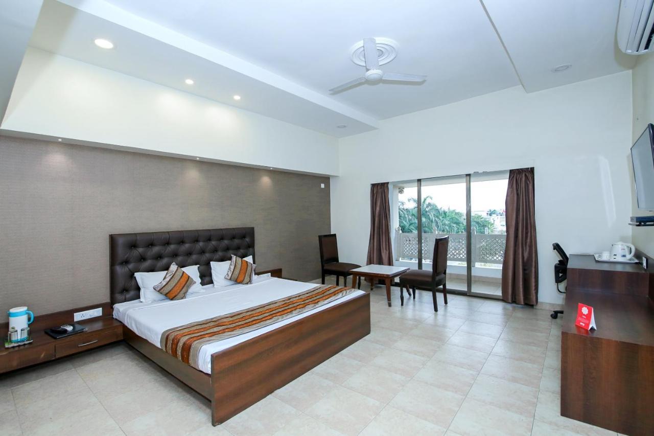 Jabali Palace Hotel Jabalpur Esterno foto