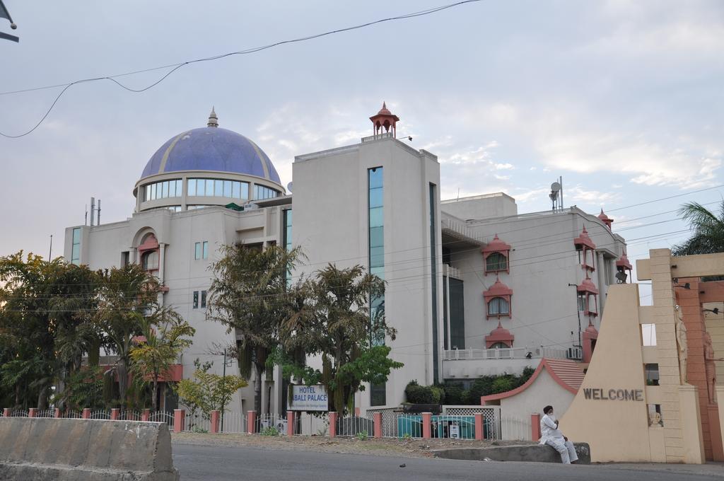 Jabali Palace Hotel Jabalpur Esterno foto