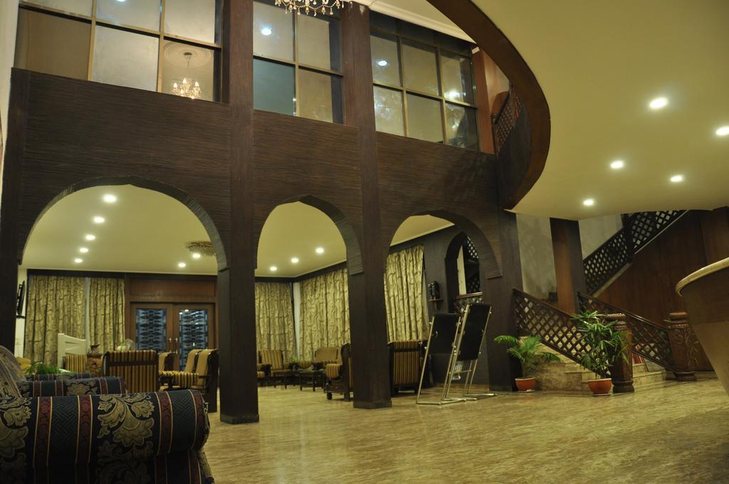 Jabali Palace Hotel Jabalpur Esterno foto